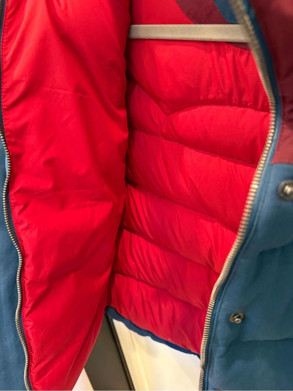 Women’s Patagonia Puffer Jacket - Picture 4 of 6